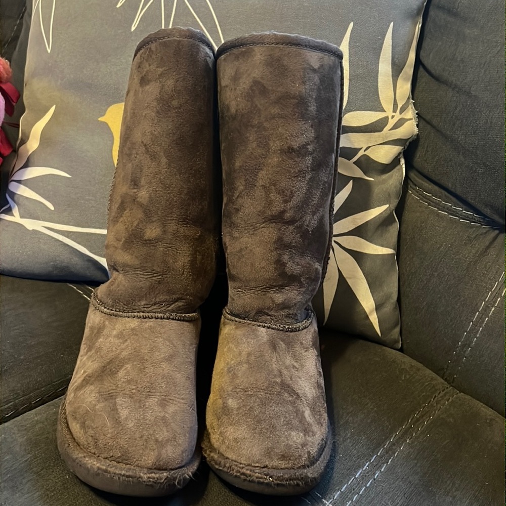Tall Girl UGGs